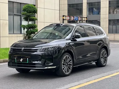 AITO 问界 AITO M7 · 2024 год