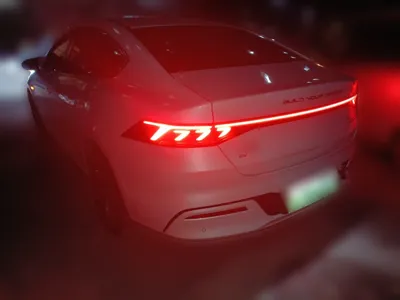BYD Qin Plus 2023, 66700 км, за 82777.68 CNY - фото 4