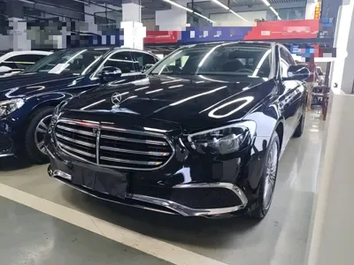 Mercedes-Benz E-Class · 2022 год