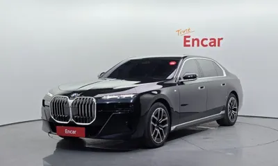 BMW 7-Series · 2024 год