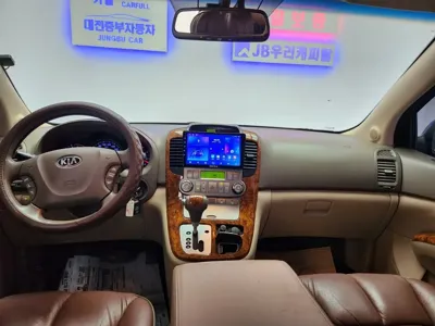Kia Canival 2013, 193105 км, за 5700000 KRW - фото 9
