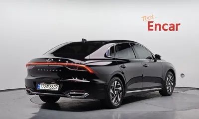 Hyundai Grandeur 2023, 39751 км, за 28000000 KRW