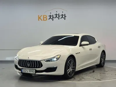 Maserati Ghibli · 2021 год