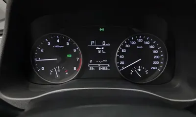 Hyundai Avante 2017, 64952 км, за 6990000 KRW - фото 8