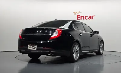 Lincoln MKS 2016, 150074 км, за 4900000 KRW
