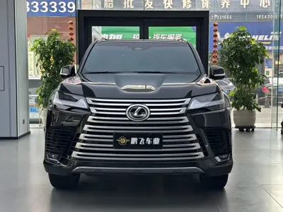 Lexus LX 2025, 22000 км, за 1298800 CNY