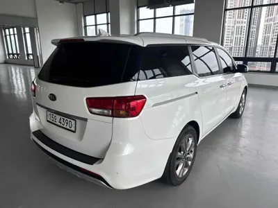 Kia Canival 2015, 174128 км, за 9500000 KRW