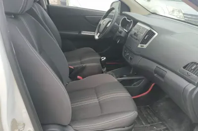Dongfeng Aeolus AX3 2016, 56600 км, за 24549.08 CNY - фото 19