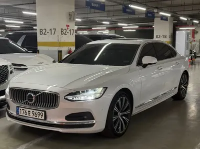 Volvo S90 2023, 74000 км, за 21710000 KRW
