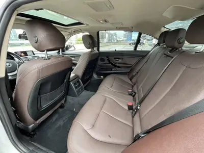 BMW 3 Series 2019, 64500 км, за 89800 CNY - фото 6