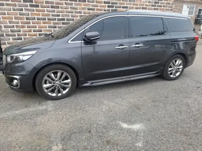 Kia Canival · 2017 год