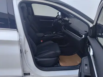 Geely Binyue 2025, 9600 км, за 69800 CNY - фото 8