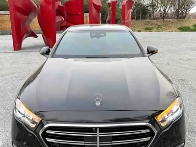 Mercedes-Benz E-Class 2024, 30000 км, за 305000 CNY