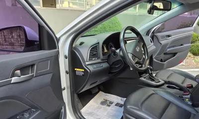 Hyundai Avante 2018, 96050 км, за 9200000 KRW - фото 11