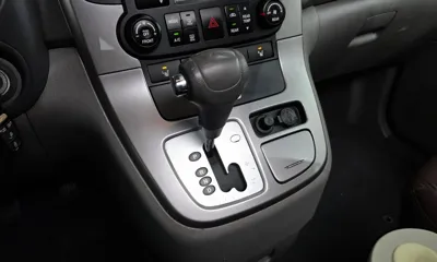 Kia Canival 2012, 159116 км, за 9500000 KRW - фото 9