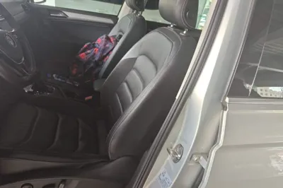 Volkswagen Tiguan L 2018, 149300 км, за 80453.97 CNY - фото 17