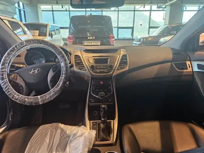 Hyundai Avante 2016, 173198 км, за 4900000 KRW - фото 7
