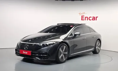 Mercedes-Benz EQS · 2022 год