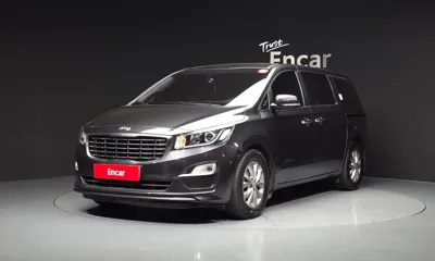 Kia Canival · 2019 год