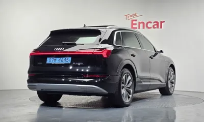 Audi e-tron 2022, 62479 км, за 49300000 KRW - фото 2