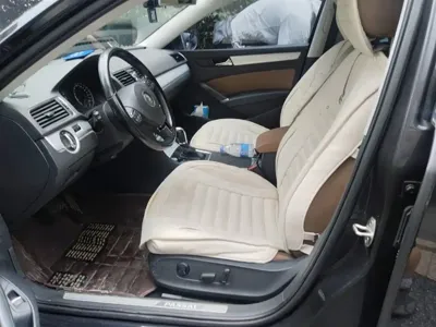 Volkswagen Passat 2015, 40400 км, за 43200 CNY - фото 11