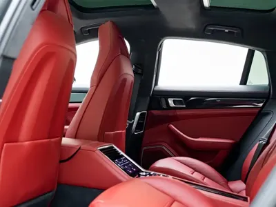 Porsche Panamera 2023, 35000 км, за 636000 CNY - фото 9