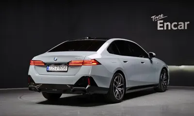 BMW 5-Series 2024, 17029 км, за 59990000 KRW
