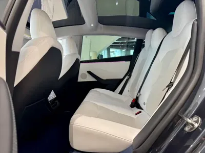 Tesla Model 3 2024, 37000 км, за 177700 CNY - фото 9