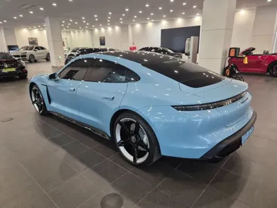 Porsche Taycan 2023, 21333 км, за 145000000 KRW