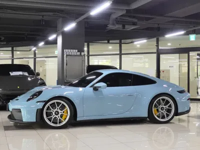 Porsche 911 2025, 118 км, за 339000000 KRW