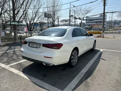 Mercedes-Benz E-Class 2023, 31000 км, за 53800000 KRW