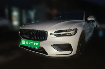 Volvo S60 · 2021 год