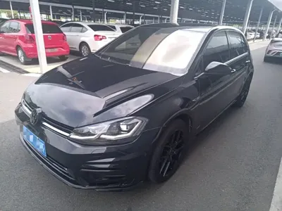 Volkswagen Golf · 2020 год