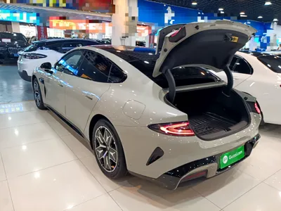 Xiaomi Auto SU7 2024, 57200 км, за 184184.18 CNY