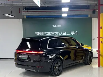 Li Auto Li L9 2023, 79000 км, за 227800 CNY