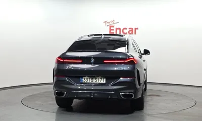 BMW X6 2022, 44118 км, за 74900000 KRW