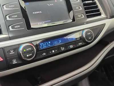 Toyota Highlander 2016, 63000 км, за 98000 CNY - фото 12