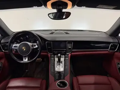 Porsche Panamera 2016, 98000 км, за 228000 CNY - фото 9