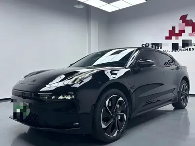 Zeekr 001 · 2024 год