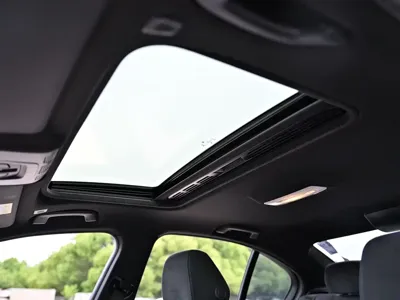 BMW 3 Series 2017, 87000 км, за 69800 CNY - фото 13