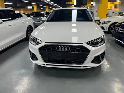Audi A4L 2021, 46000 км, за 112000 CNY