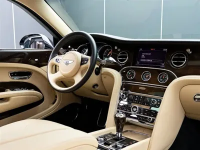 Bentley Mulsanne 2016, 22000 км, за 1388000 CNY - фото 18