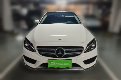 Mercedes-Benz C-Class 2017, 65500 км, за 104037.58 CNY