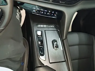 Buick Enclave 2023, 86400 км, за 126300 CNY - фото 14