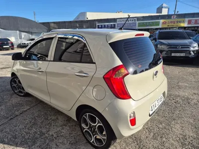 Kia Morning 2012, 166694 км, за 3200000 KRW