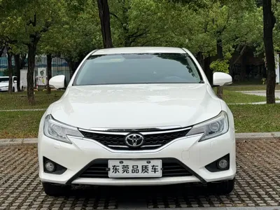 Toyota Reiz 2015, 106000 км, за 53800 CNY