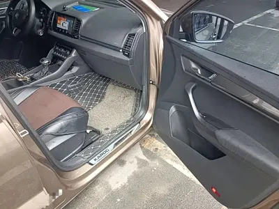 Skoda Karoq 2019, 94800 км, за 38300 CNY - фото 11