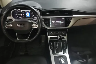Geely Auto Emgrand GS 2019, 90100 км, за 42827.21 CNY - фото 13