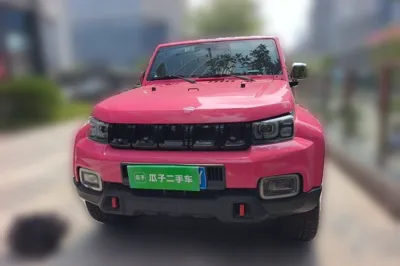 BAIC Off-Road BJ40 2023, 42900 км, за 116007.35 CNY