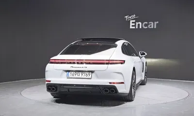 Porsche Panamera 2025, 2919 км, за 245000000 KRW